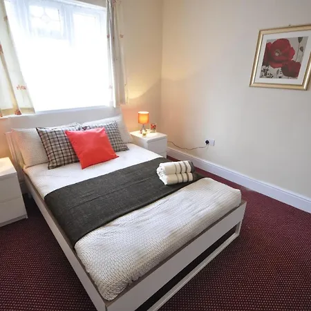 Aston Guest House